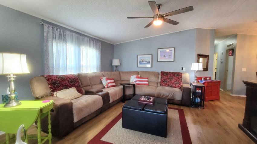 2222 Eagle Place a Lake Wales, FL Mobile or Manufactured Home for Sale